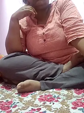 Snapshot of bitch-horny chatting on October 25, 2025, 1:12 pm bitch-horny online show from October 25, 2025, 1:12 pm