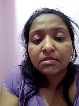 Snapshot of bitch-horny chatting on October 30, 2025, 4:48 pm bitch-horny online show from October 30, 2025, 4:48 pm