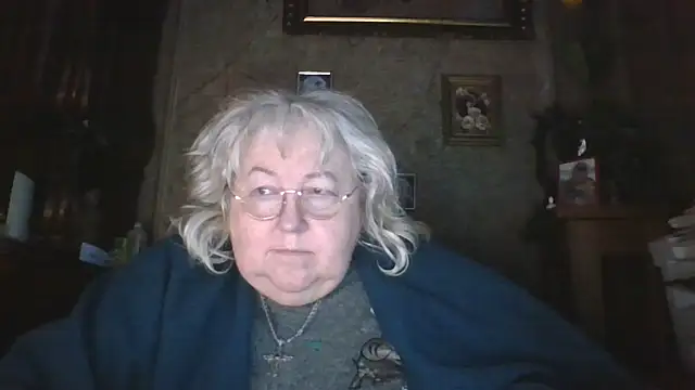 Snapshot of Lala-Love56 chatting on November 18, 2025, 6:17 am Lala-Love56 online show from November 18, 2025, 6:17 am