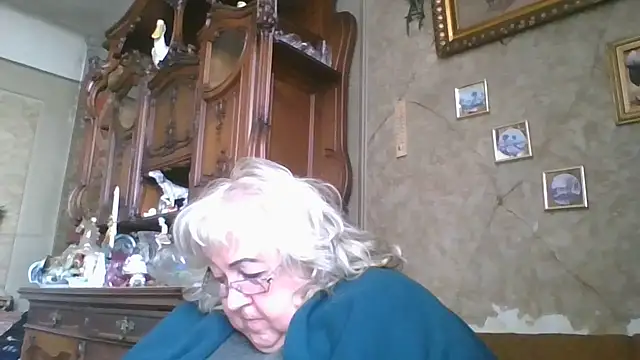 Snapshot of Lala-Love56 chatting on October 13, 2025, 10:28 am Lala-Love56 online show from October 13, 2025, 10:28 am