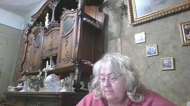 Snapshot of Lala-Love56 chatting on May 17, 2026, 9:26 pm Lala-Love56 online show from May 17, 2026, 9:26 pm