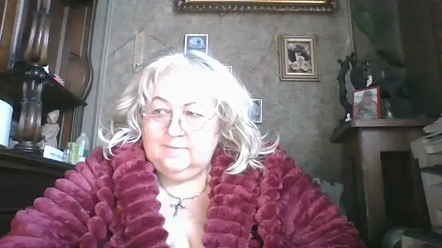 Snapshot of Lala-Love56 chatting on November 19, 2025, 6:46 am Lala-Love56 online show from November 19, 2025, 6:46 am