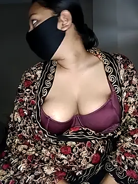 Snapshot of Samiya3344 chatting on December 2, 2025, 2:01 am Samiya3344 online show from December 2, 2025, 2:01 am