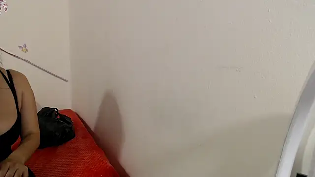 Snapshot of Valeryxs chatting on October 8, 2025, 7:25 pm Valeryxs online show from October 8, 2025, 7:25 pm