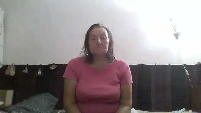 Snapshot of AnnaLive570 chatting on July 23, 2026, 2:20 am AnnaLive570 online show from July 23, 2026, 2:20 am