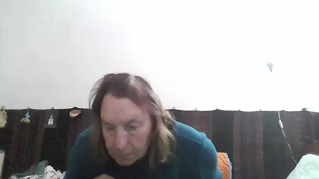 AnnaLive570 online show from May 6, 2026, 4:05 am