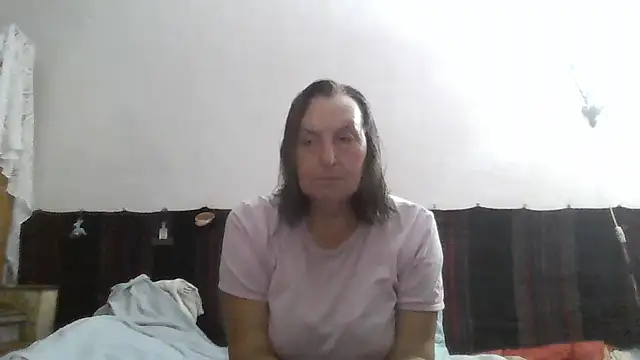 Snapshot of AnnaLive570 chatting on August 4, 2026, 3:11 am AnnaLive570 online show from August 4, 2026, 3:11 am