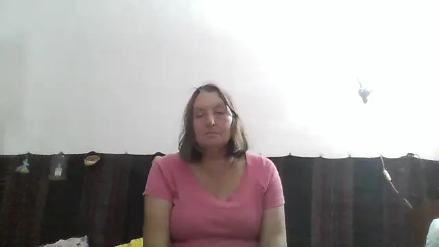 Snapshot of AnnaLive570 chatting on June 14, 2026, 3:02 pm AnnaLive570 online show from June 14, 2026, 3:02 pm