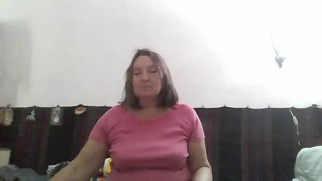 Snapshot of AnnaLive570 chatting on June 18, 2026, 12:43 pm AnnaLive570 online show from June 18, 2026, 12:43 pm
