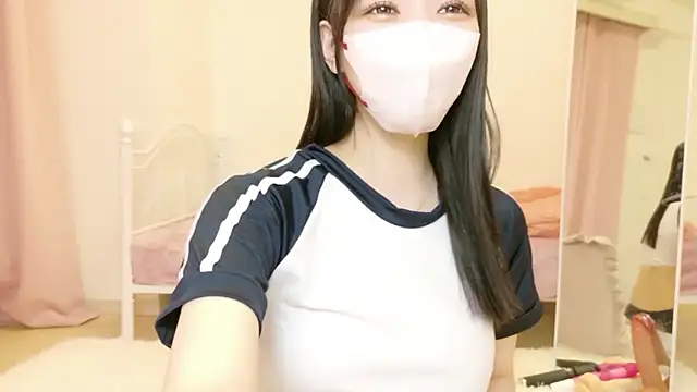 Snapshot of roachan_ chatting on March 13, 2026, 1:38 pm roachan online show from March 13, 2026, 1:38 pm