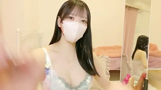 Snapshot of roachan_ chatting on March 12, 2026, 1:26 pm roachan online show from March 12, 2026, 1:26 pm