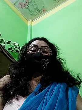 tanha-01 online show from September 24, 2025, 7:09 pm