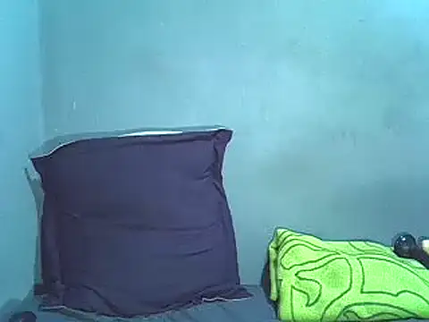 BUSTY QUEEEN online show from November 6, 2025, 4:44 pm