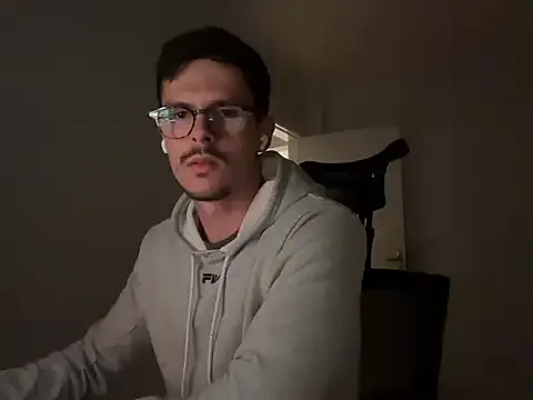 Snapshot of gabemodel chatting on November 8, 2025, 12:25 am gabemodel online show from November 8, 2025, 12:25 am