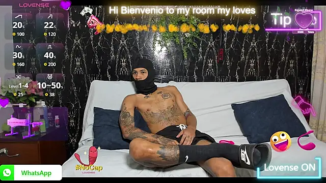 Snapshot of carl_jhonson821 chatting on October 8, 2025, 4:40 pm carl jhonson821 online show from October 8, 2025, 4:40 pm