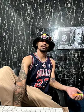 Snapshot of carl_jhonson821 chatting on November 21, 2025, 5:12 pm carl jhonson821 online show from November 21, 2025, 5:12 pm