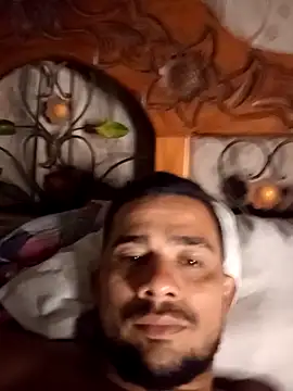 Snapshot of yeffito1 chatting on October 16, 2025, 3:04 am yeffito1 online show from October 16, 2025, 3:04 am