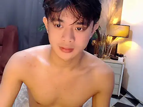NautyBoyBrazeen 143 online show from May 4, 2026, 10:29 am