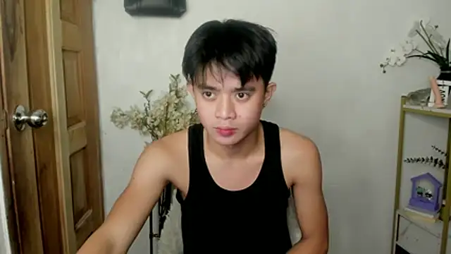 NautyBoyBrazeen 143 online show from December 5, 2025, 12:04 pm