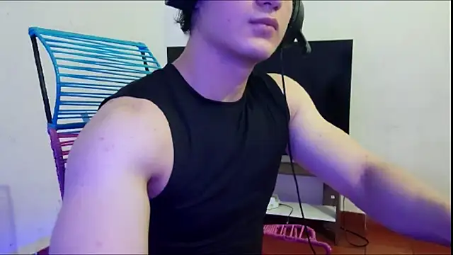 ErickWalton online show from November 20, 2025, 5:08 am