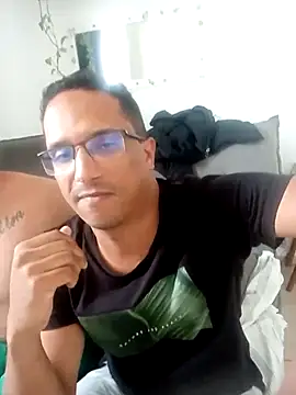 Snapshot of Solteiroboy chatting on October 3, 2025, 6:31 pm Solteiroboy online show from October 3, 2025, 6:31 pm