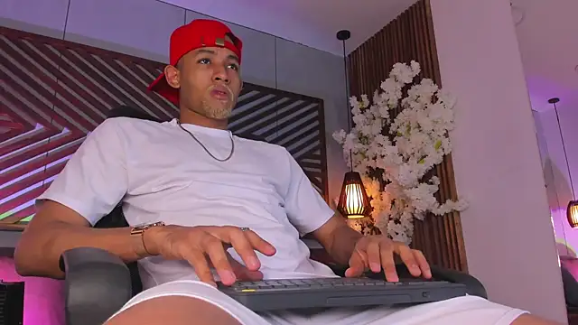 Snapshot of B_Wild chatting on November 23, 2025, 3:49 am B Wild online show from November 23, 2025, 3:49 am