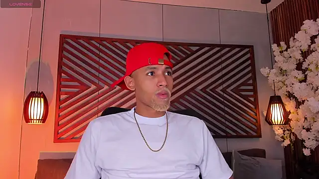 Snapshot of B_Wild chatting on November 5, 2025, 3:42 am B Wild online show from November 5, 2025, 3:42 am