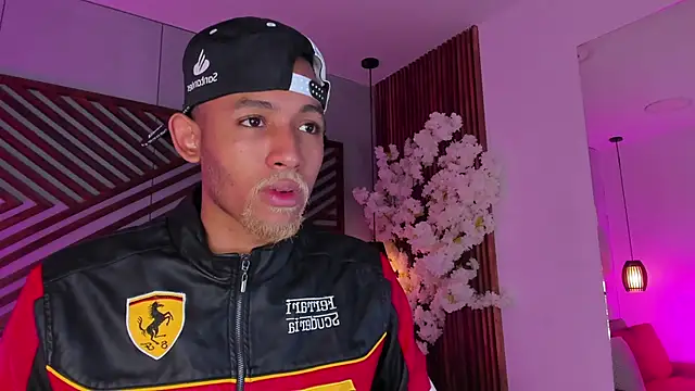 Snapshot of B_Wild chatting on December 2, 2025, 3:52 am B Wild online show from December 2, 2025, 3:52 am