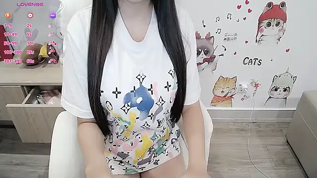 Eirlys18 online show from September 15, 2025, 4:18 pm