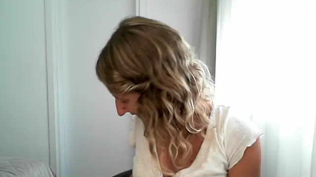 Snapshot of Paevoa chatting on November 13, 2025, 9:24 am Paevoa online show from November 13, 2025, 9:24 am