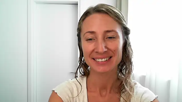 Snapshot of Paevoa chatting on November 20, 2025, 9:54 am Paevoa online show from November 20, 2025, 9:54 am