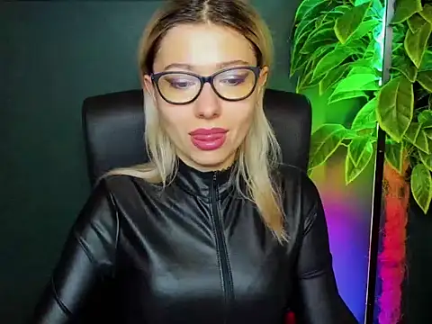 loveHeidi online show from November 25, 2025, 5:30 am