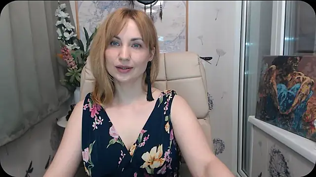 Snapshot of KatrinAlluring chatting on May 8, 2026, 11:36 am KatrinAlluring online show from May 8, 2026, 11:36 am