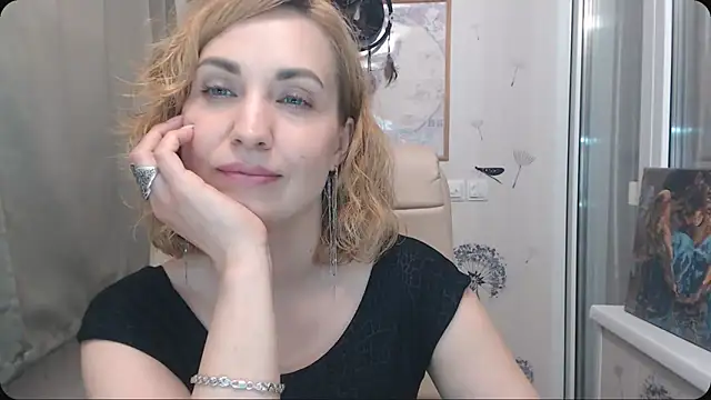 Snapshot of KatrinAlluring chatting on November 27, 2025, 5:19 am KatrinAlluring online show from November 27, 2025, 5:19 am