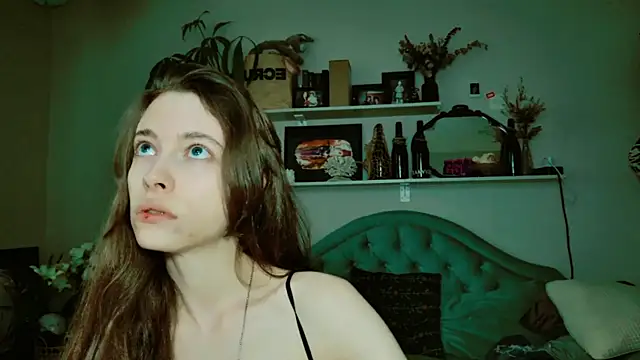Snapshot of Yoka_paradoXXX chatting on July 22, 2026, 12:07 pm Yoka paradoXXX online show from July 22, 2026, 12:07 pm