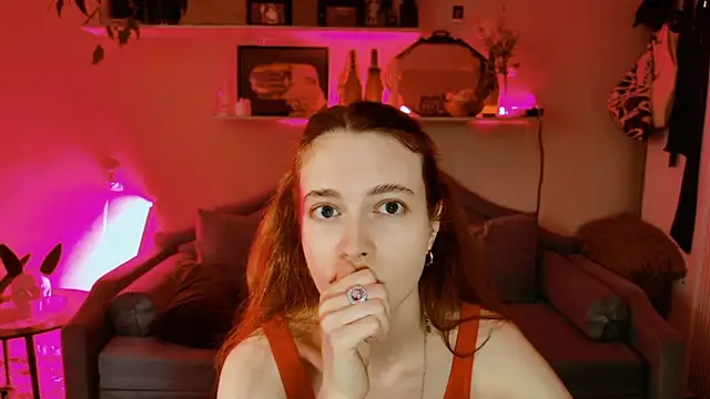 Snapshot of Yoka_paradoXXX chatting on July 28, 2026, 3:21 pm Yoka paradoXXX online show from July 28, 2026, 3:21 pm