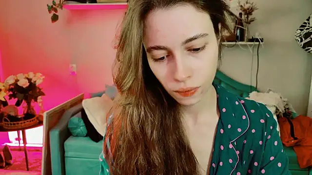Snapshot of Yoka_paradoXXX chatting on July 18, 2026, 9:29 am Yoka paradoXXX online show from July 18, 2026, 9:29 am