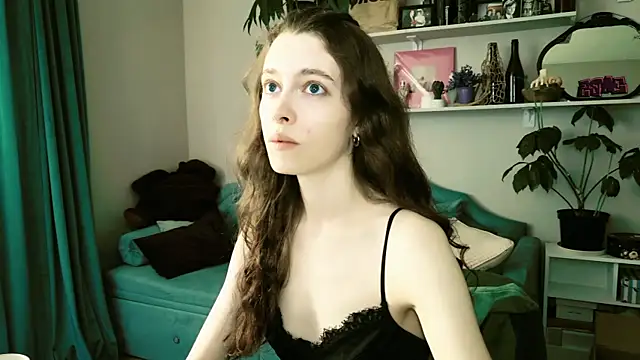 Snapshot of Yoka_paradoXXX chatting on June 4, 2026, 10:20 am Yoka paradoXXX online show from June 4, 2026, 10:20 am