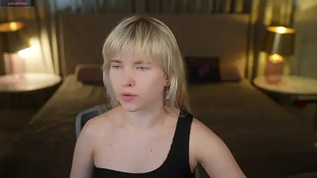 Snapshot of Ava_kiss054 chatting on May 15, 2026, 2:59 pm Ava kiss054 online show from May 15, 2026, 2:59 pm