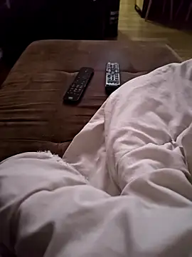 mecchauddu14 online show from February 5, 2026, 12:50 am