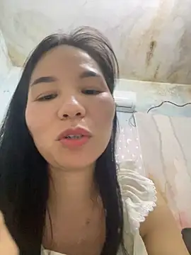 xiaonan- online show from November 7, 2025, 2:32 pm