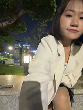 Snapshot of wemroudeyu chatting on October 27, 2025, 11:33 am wemroudeyu online show from October 27, 2025, 11:33 am