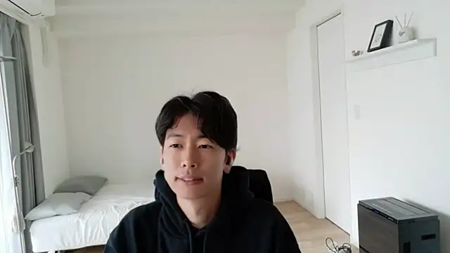 Snapshot of StuddedCatechin chatting on November 18, 2025, 2:05 am StuddedCatechin online show from November 18, 2025, 2:05 am