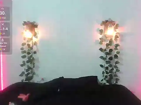 Naty1gomez online show from May 15, 2026, 2:20 am