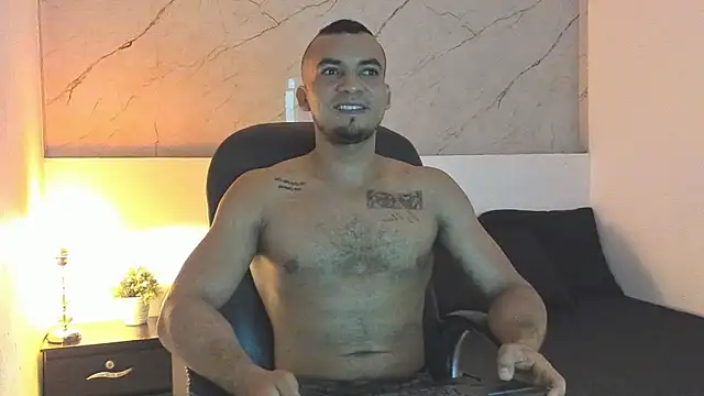 Snapshot of johan_miller0 chatting on November 15, 2025, 1:31 am johan miller0 online show from November 15, 2025, 1:31 am