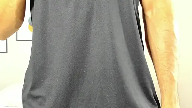 Snapshot of johan_miller0 chatting on November 5, 2025, 10:51 am johan miller0 online show from November 5, 2025, 10:51 am