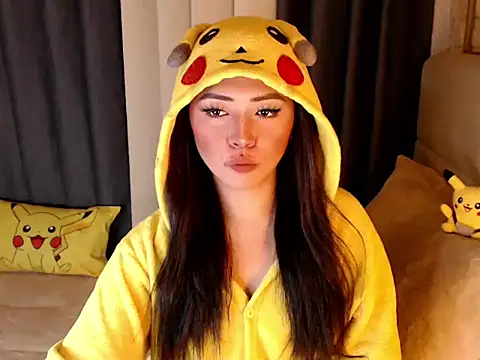 yourdevilsweettsx online show from April 22, 2026, 3:52 pm