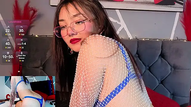 Emily Caprile online show from September 18, 2025, 1:14 pm