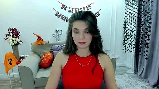 Snapshot of DivineAmour chatting on October 29, 2025, 5:06 am DivineAmour online show from October 29, 2025, 5:06 am