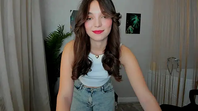 Snapshot of DivineAmour chatting on November 30, 2025, 3:51 am DivineAmour online show from November 30, 2025, 3:51 am